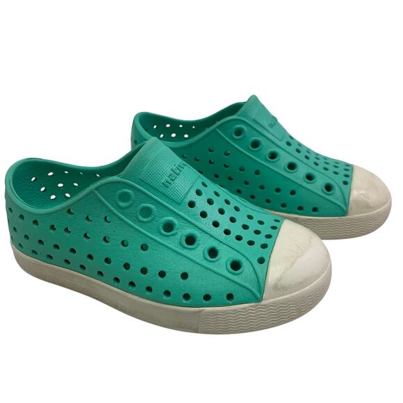 Native Jefferson Childrens 7 Turquoise Water Shoes Sneakers Rubber Beach Outdoor - Picture 1 of 8